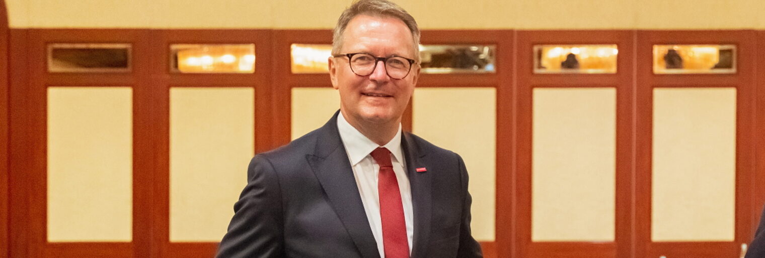 Thomas Pirner wurde von der Vollversammlung zum Präsidenten der Handwerkskammer für Mittelfranken wiedergewählt.