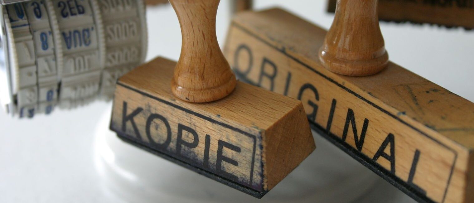 Stempelset mit der Beschriftung Kopie und Original